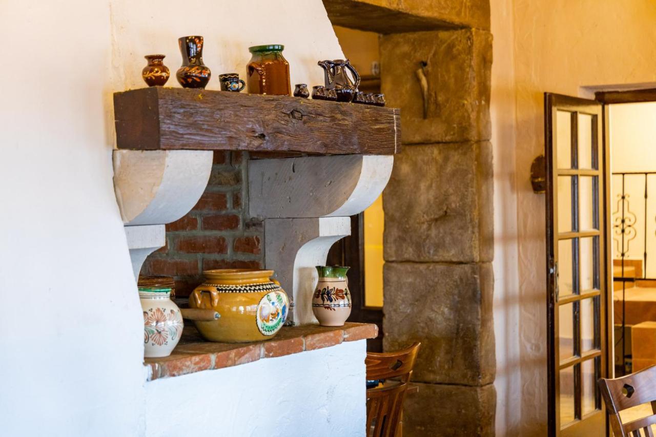 Bed and Breakfast Oereghegyi Bika Panzio Székesfehérvár Exteriér fotografie